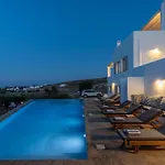Villa Peacock
