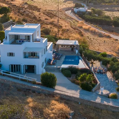 Peacock Villa Párosz