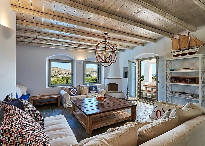 Peacock Villa Párosz