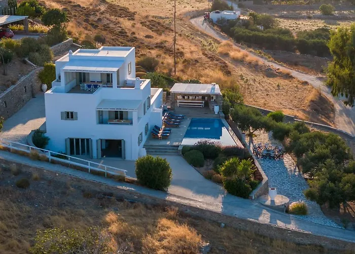 Peacock Villa Párosz